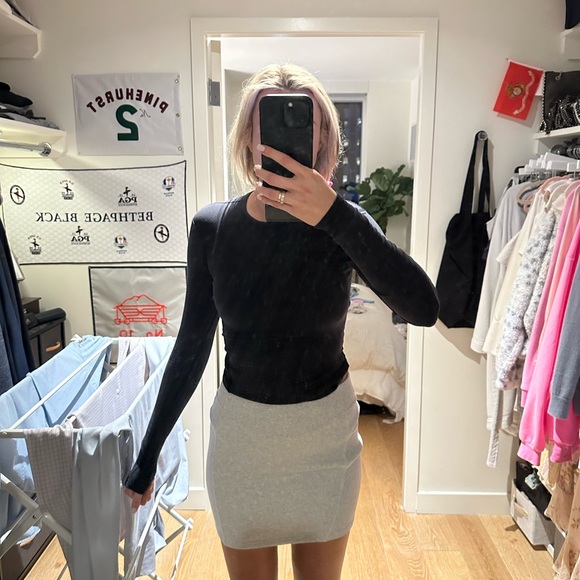 lululemon athletica Dresses & Skirts - Lululemon Light Gray Women's Knit Mini Skirt